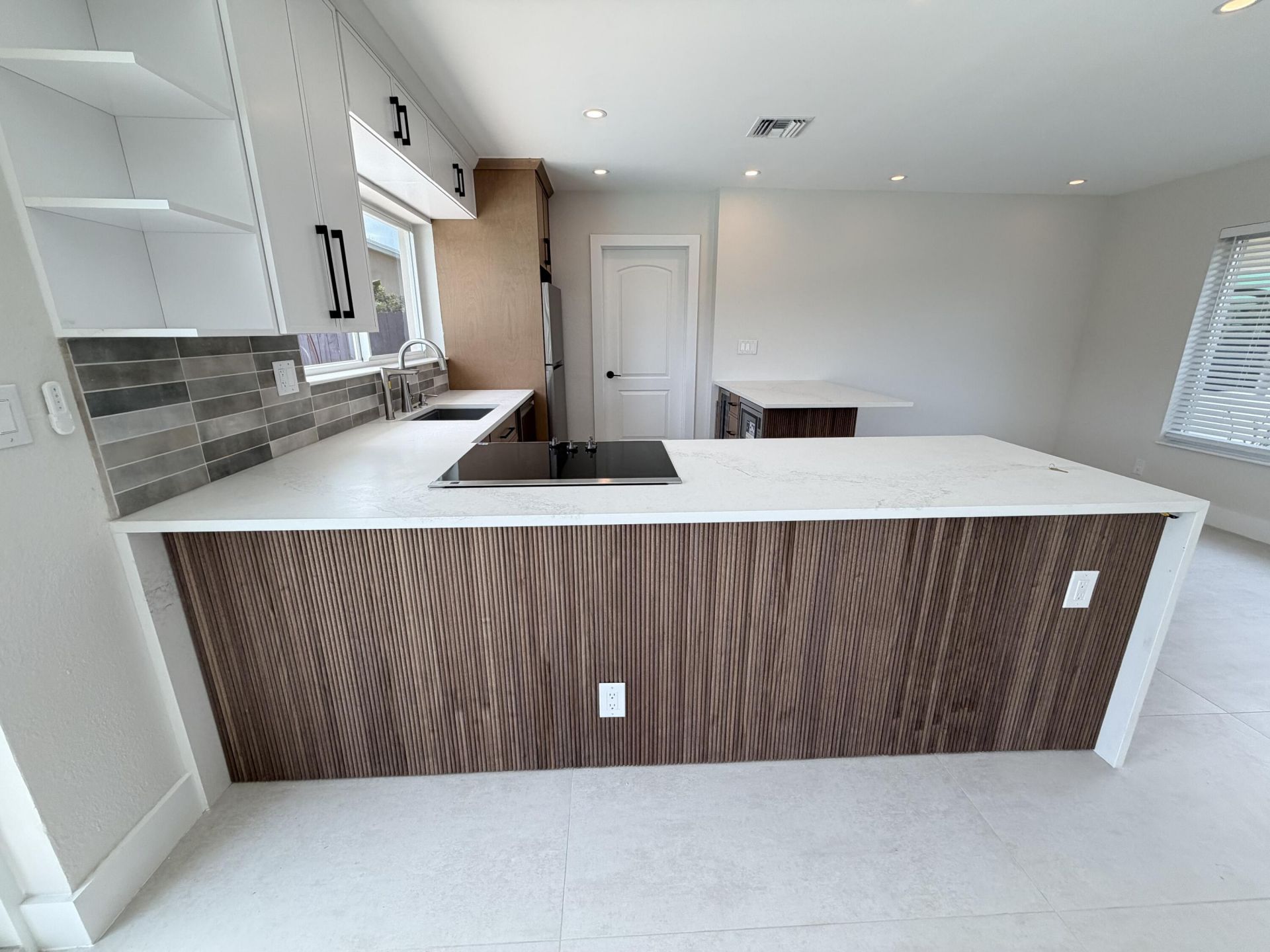 1100 W Camino Real, Boca Raton, FL 33486 Photo
