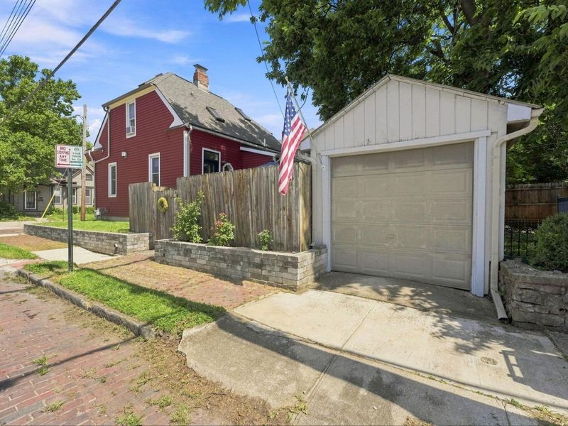 421 E Kossuth Street, Columbus, OH 43206 Photo 35