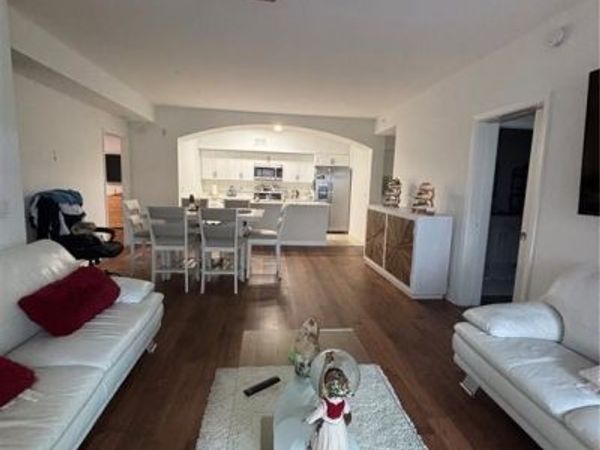7975 Preserve CIR , Unit 1017, NAPLES, FL 34119