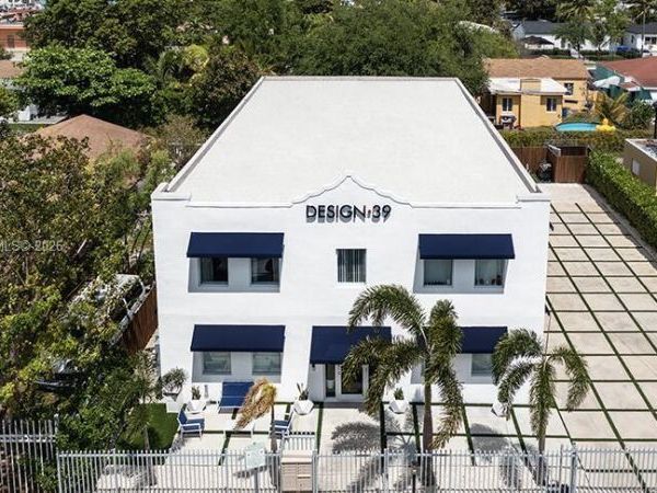 165 NW 39th St , Unit 3, Miami, FL 33127