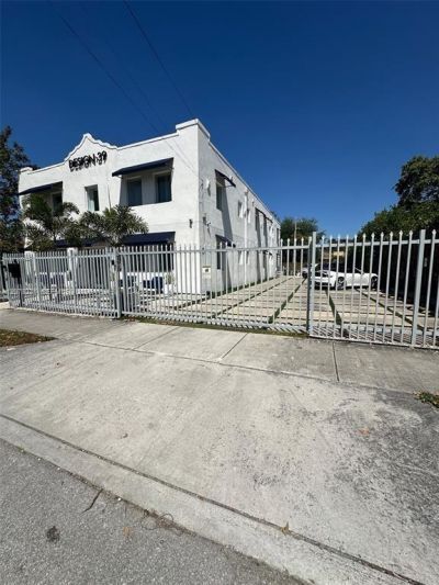 165 NW 39th St , Unit 3, Miami, FL 33127 Photo