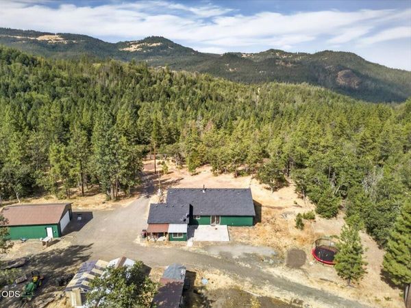 13021 E Antelope Road, Eagle Point, OR 97524
