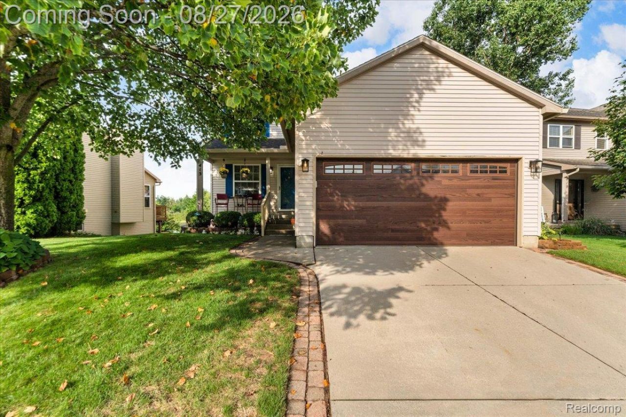 415 Mill Pond Drive, Fenton, Mi 48430 Main Photo