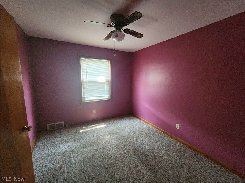 105 Helena Drive, Struthers, OH 44471 Photo 7