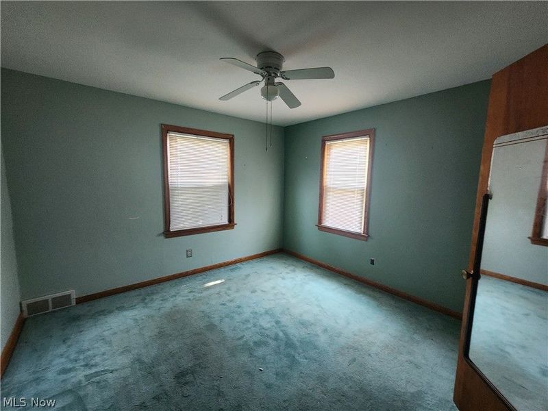 105 Helena Drive, Struthers, OH 44471 Photo 8