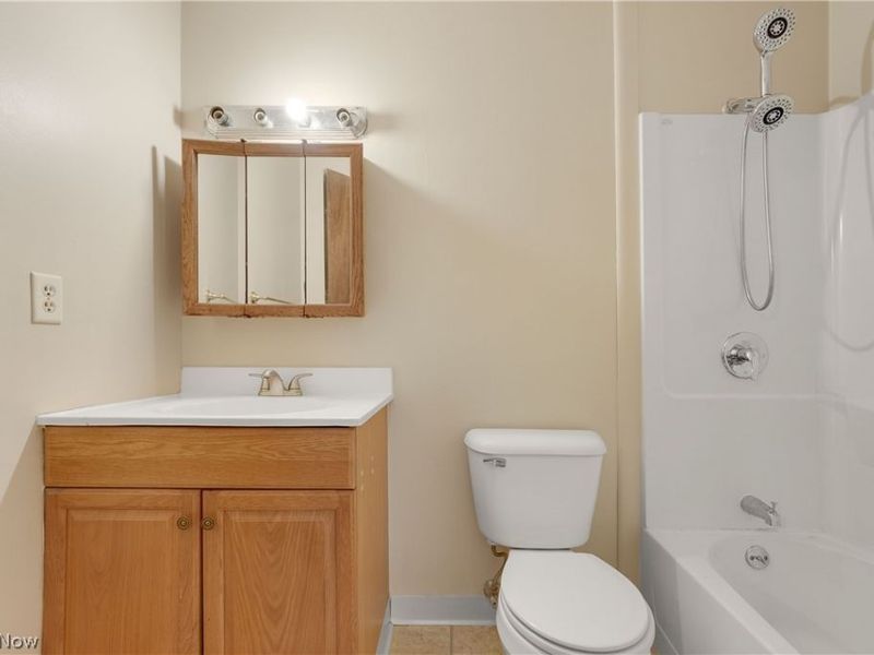 35007 S Turtle Trail, Unit A, Willoughby, OH 44094 Photo 9