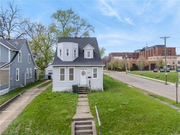 703 Arlington Avenue SW, Canton, OH 44706