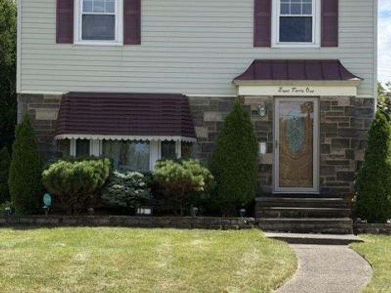 831 Sable Road, Cleveland, OH 44119 Photo 1