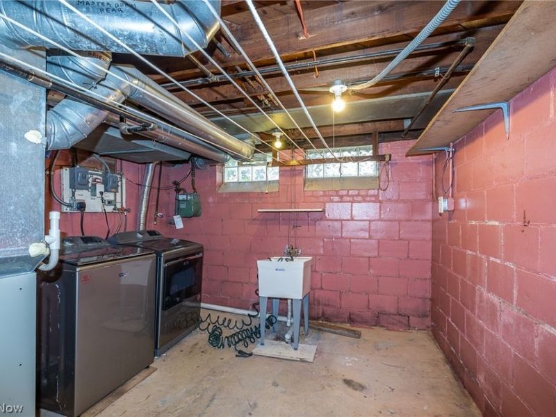 831 Sable Road, Cleveland, OH 44119 Photo 17