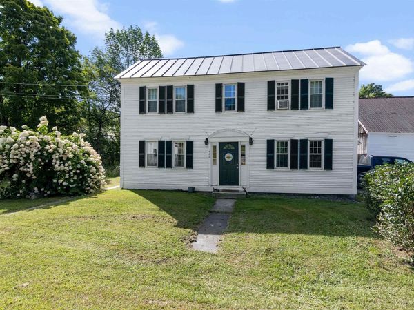 476 VT Route 25, Topsham, VT 05086