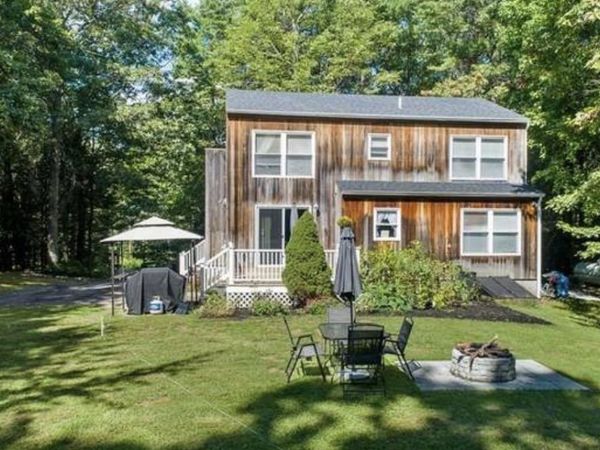 19 Jade Court, Derry, NH 03038