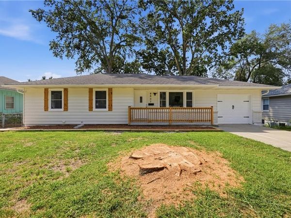 8607 E 83rd Street, Raytown, MO 64138