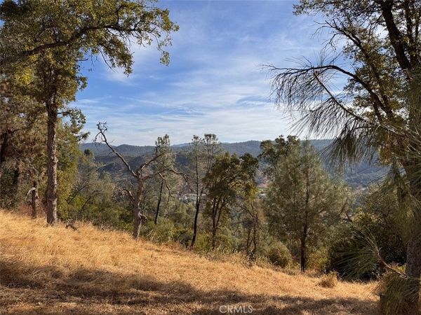 5 Martin Road, Mariposa, CA 95338
