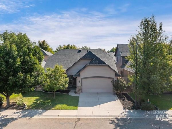 2930 N Christian Way, Meridian, ID 83646