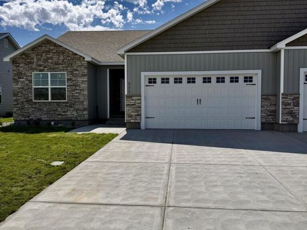 332 Copper Bell Dr, SHELLEY, ID 83274