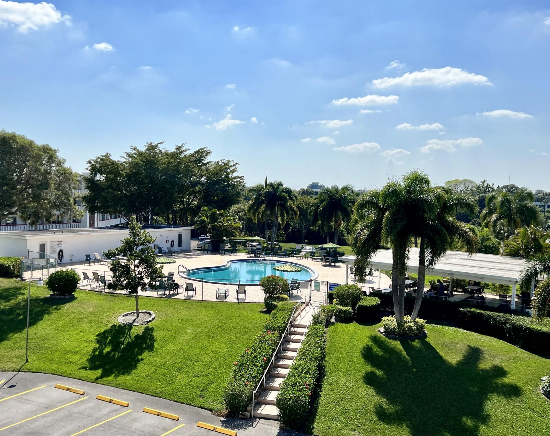 307 Greenbrier B, West Palm Beach, FL 33417 Photo