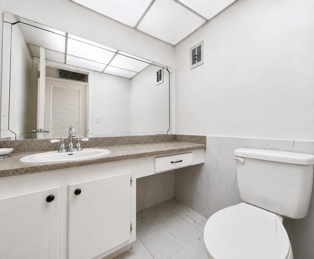 307 Greenbrier B, West Palm Beach, FL 33417 Photo