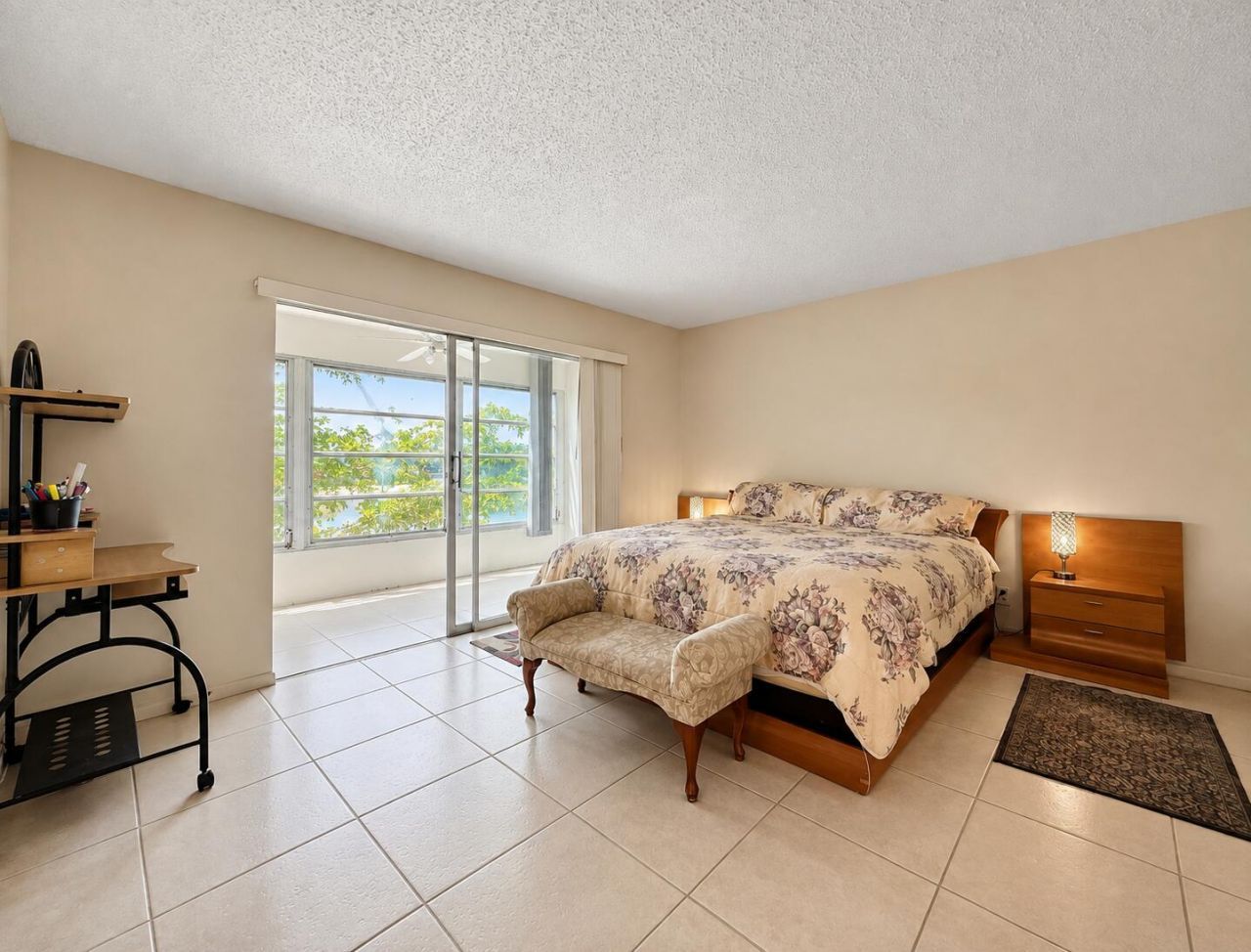 307 Greenbrier B, West Palm Beach, FL 33417 Photo