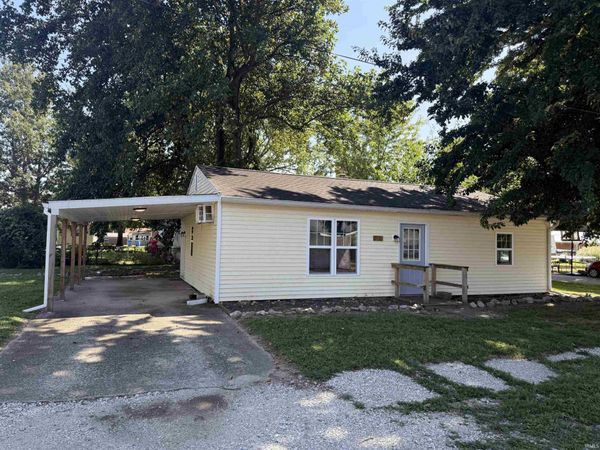 107 W Nineth Street, Monroe City, IN 47557
