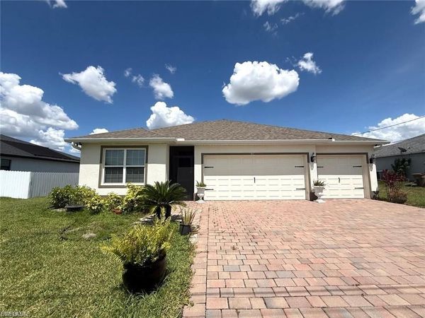 635 NE 6th PL, CAPE CORAL, FL 33909