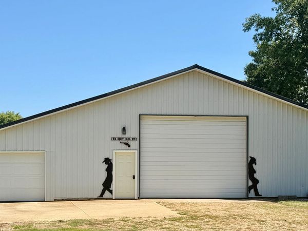 1620 Sioux Trail Road , Lake Benton, MN 56149