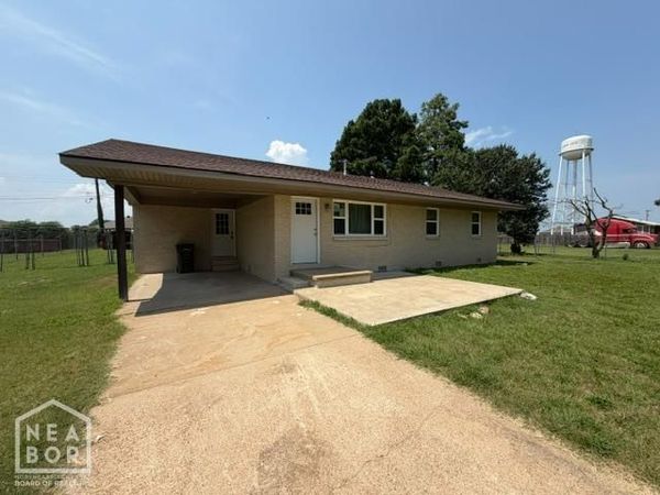 121 Stone Street, Lake City, AR 72437