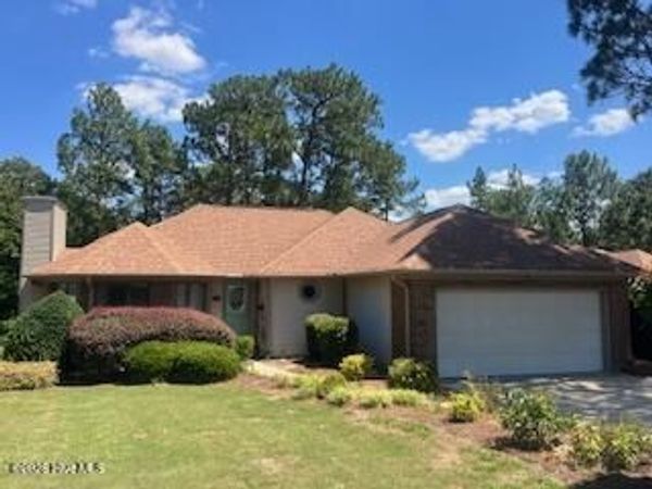 103 Pinnacle Court, West End, NC 27376