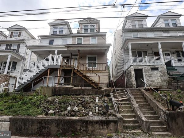 647 PINE HILL STREET, MINERSVILLE, PA 17954