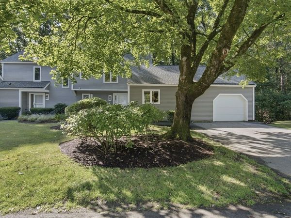 2 Steepletree Lane, Unit 2, Wayland, MA 01778