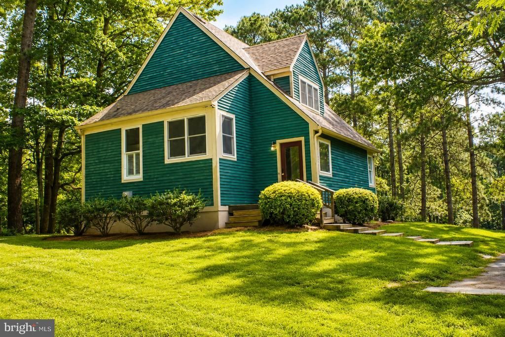 1111 Old Salem Road, Irvington, VA 22480 Main Photo