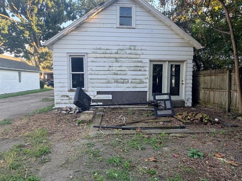 1815 West Monroe, Sandusky, OH 44870 Photo 3