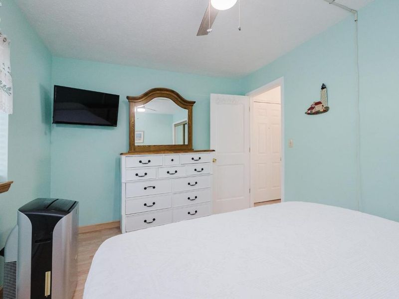 208 W Lakeshore, Unit D, Port Clinton, OH 43452 Photo 11