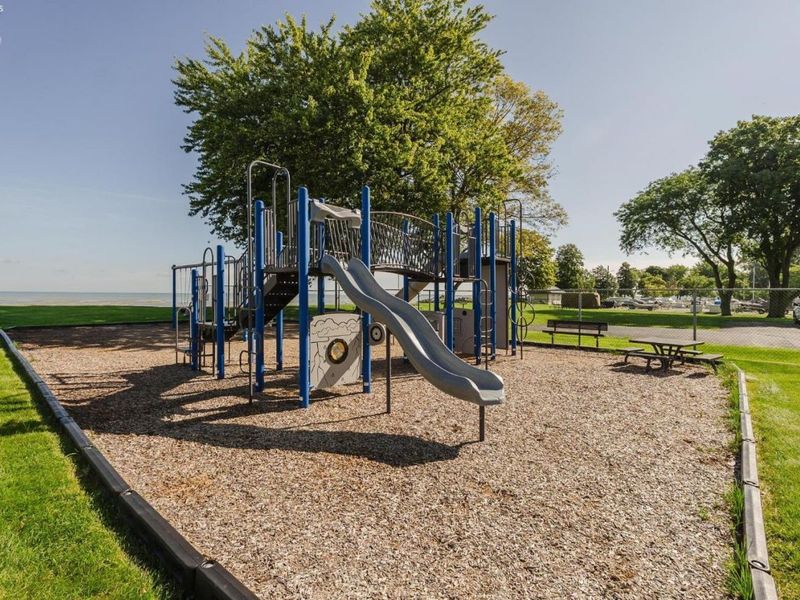 208 W Lakeshore, Unit D, Port Clinton, OH 43452 Photo 29