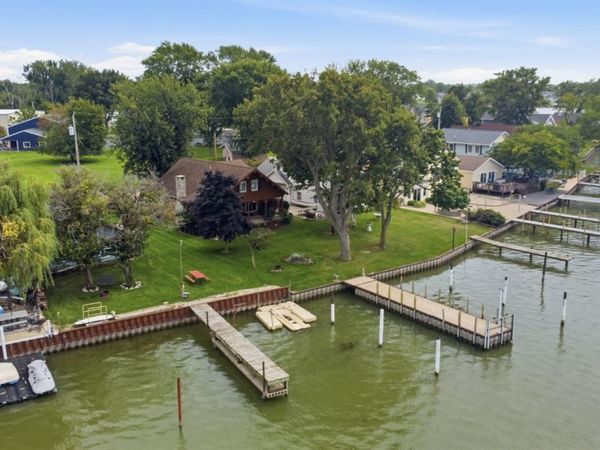5835 E Saylor Street, Marblehead, OH 43440