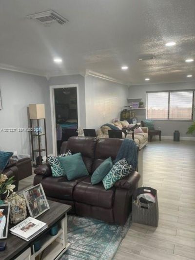 2766 NW 168th Ter , Miami Gardens, FL 33056 Photo