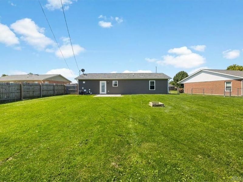 215 Woodfield Drive, Brookville, OH 45309 Photo 34