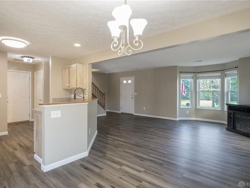 1127 Imperial Boulevard, Kettering, OH 45419 Photo 3