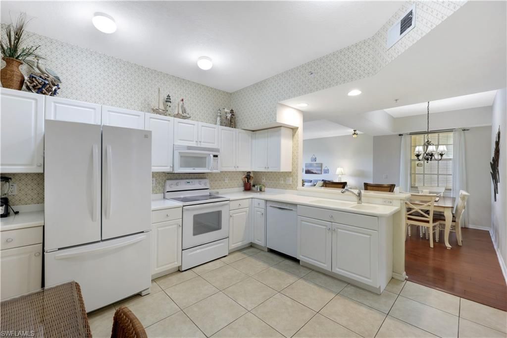 325 Dover Pl, Unit 103, Naples, FL 34104 Photo