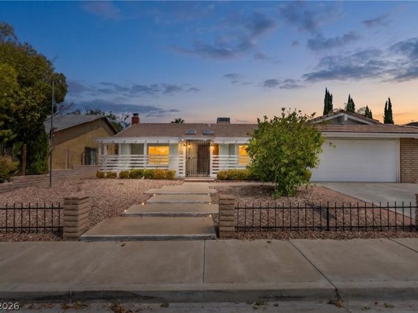 1816 Longmeadow Street , Henderson, NV 89002