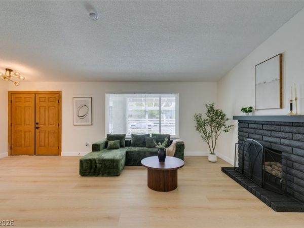 1816 Longmeadow Street, Henderson, NV 89002