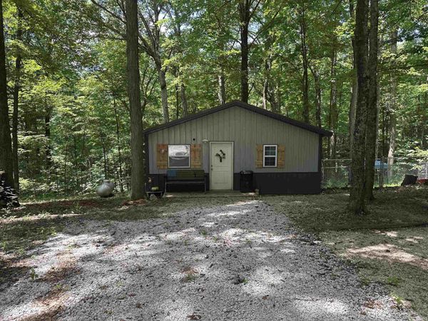 191 Schores Lane, Bedford, IN 47421
