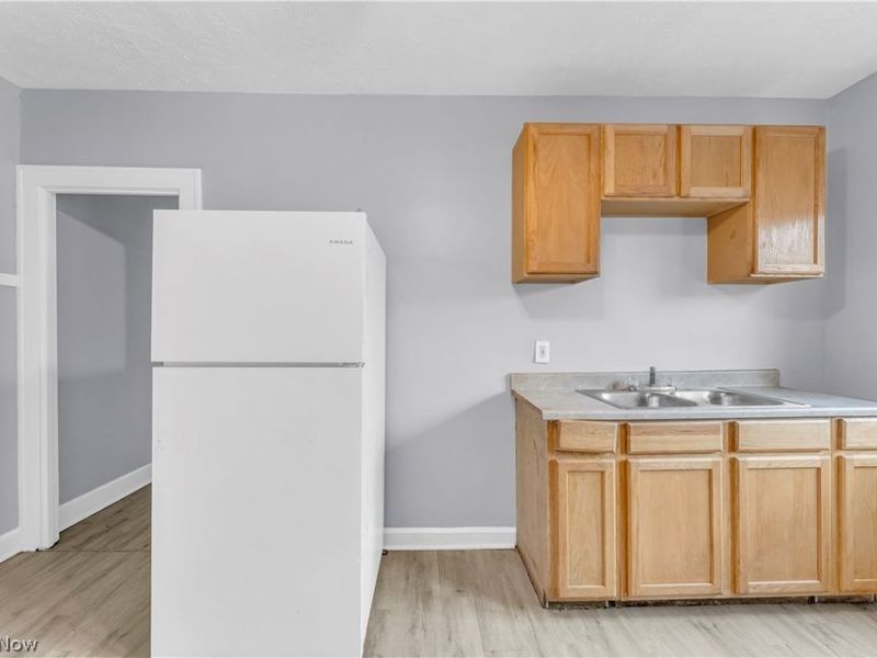 13605 Othello Avenue, Unit 4/UP, Cleveland, OH 44110 Photo 12