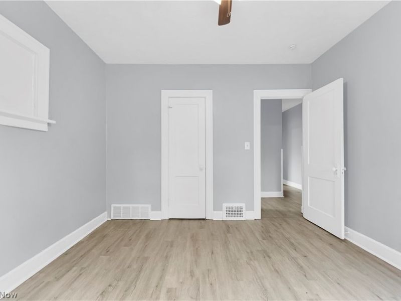 13605 Othello Avenue, Unit 4/UP, Cleveland, OH 44110 Photo 14