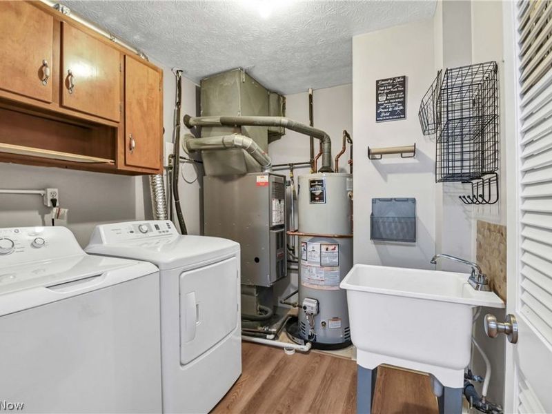 2823 Pease Drive, Unit D413, Rocky River, OH 44116 Photo 22