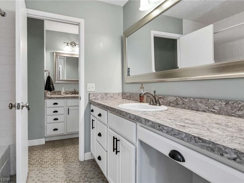 2823 Pease Drive, Unit D413, Rocky River, OH 44116 Photo 27