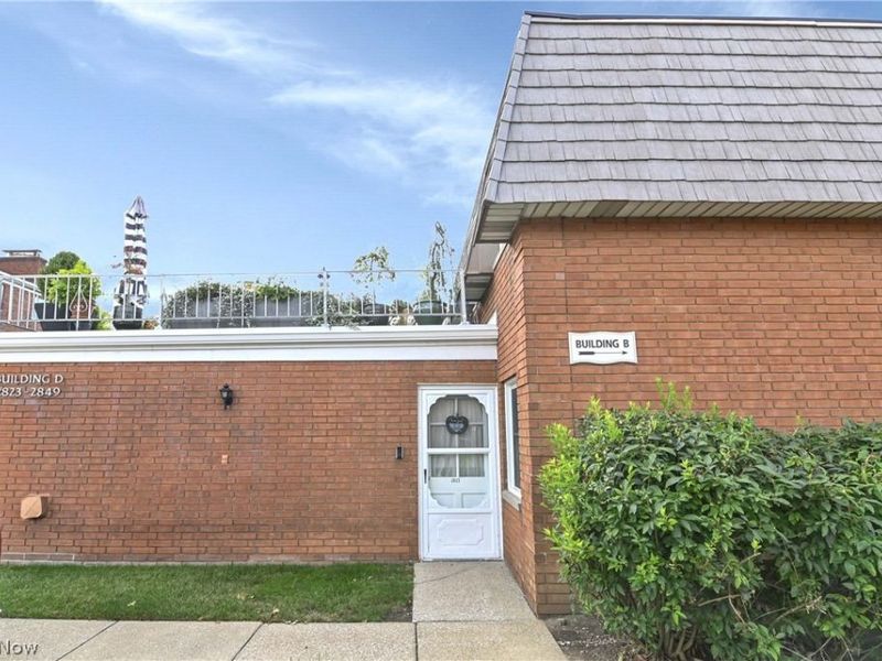 2823 Pease Drive, Unit D413, Rocky River, OH 44116 Photo 34