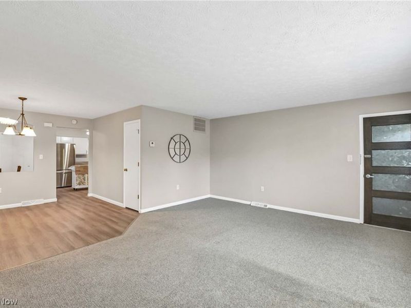 2823 Pease Drive, Unit D413, Rocky River, OH 44116 Photo 7