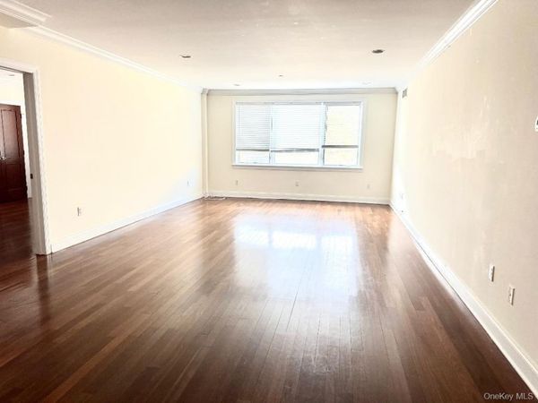 171 Great Neck , Great Neck, NY 11021