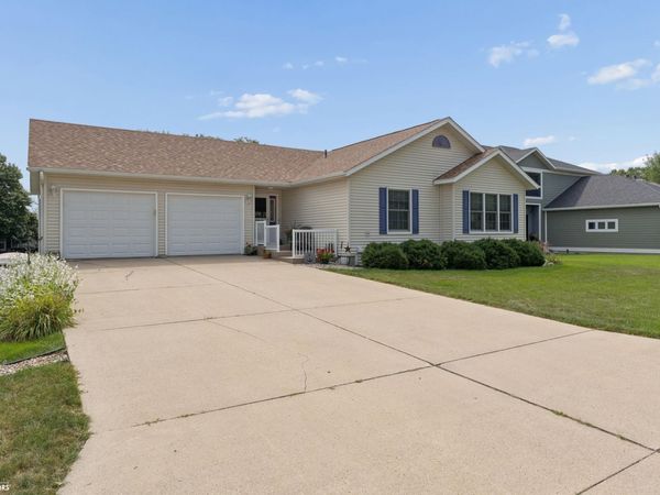 39 Lido Road, Clear Lake, IA 50428