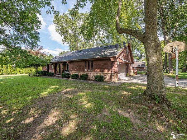 11650 Wells Road, Petersburg, MI 49270